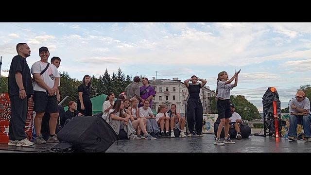 VID_20250801_193134