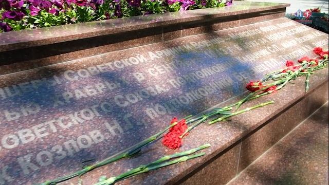 В Новороссийске представители муниципальных контрольно-счетных органов отдали дань памяти героям.