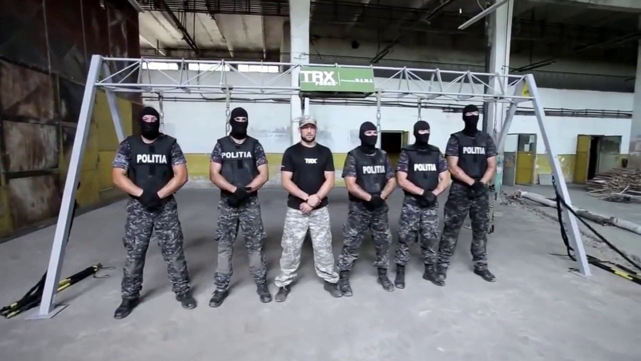 Тренировка C TRX (Domsport24.ru)