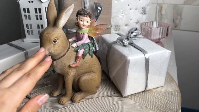 Декоративная фигура ФЕЯ ОДДИ И ЗАЙЧОНОК полистоун 19 см 531097-2