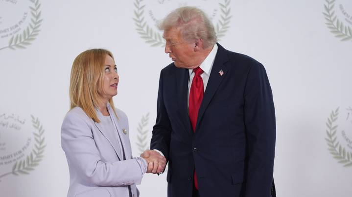 Трамп приветствовал Мелони на саммите по Газе вопросом: 