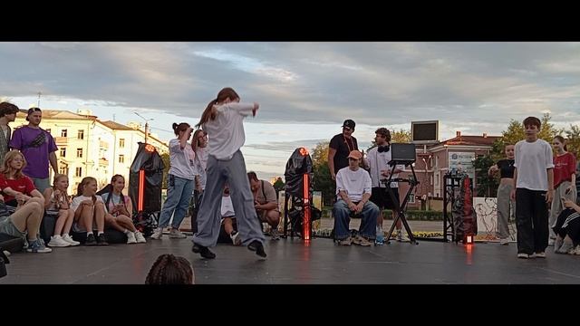 VID_20250801_195637