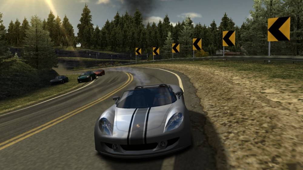 Наслаждаемся  Need For Speed: Hot Pursuit 2