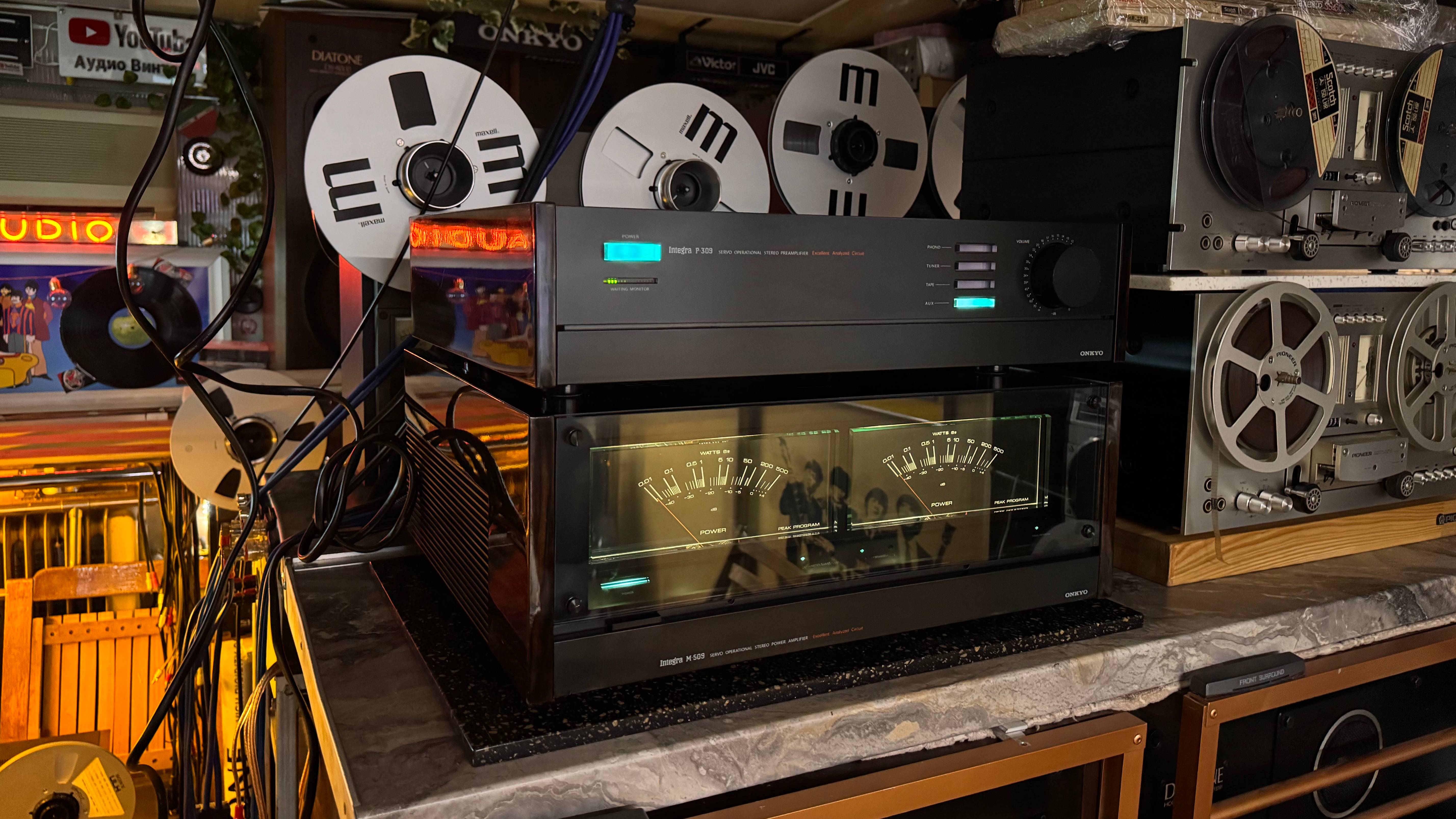 Усилитель Onkyo Integra P-309 и Onkyo Integra M-509