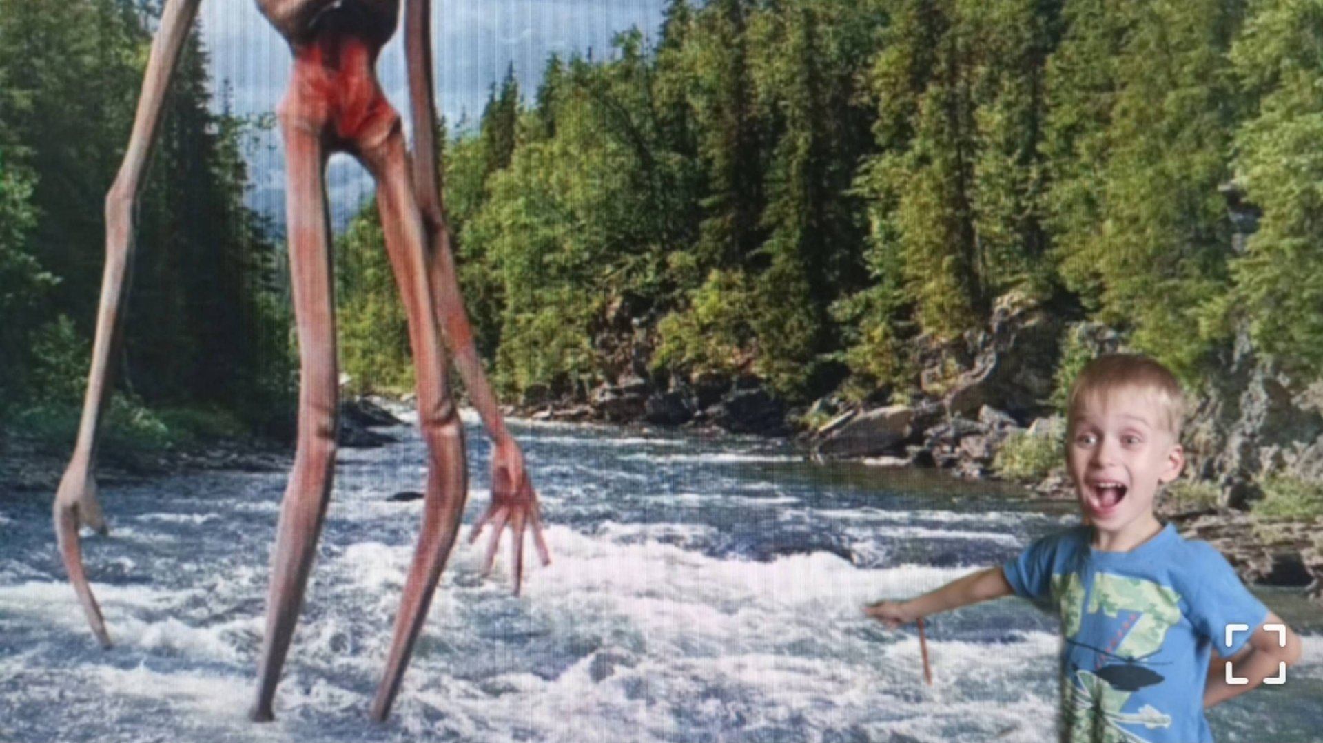 Меня преследует сирено головый