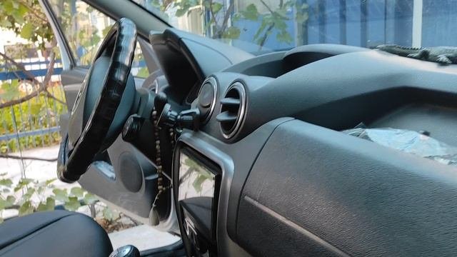 Универсальные чехлы в Дастер