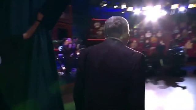 Иван и бабушка. Ждут ли Ивана Урганта в России?