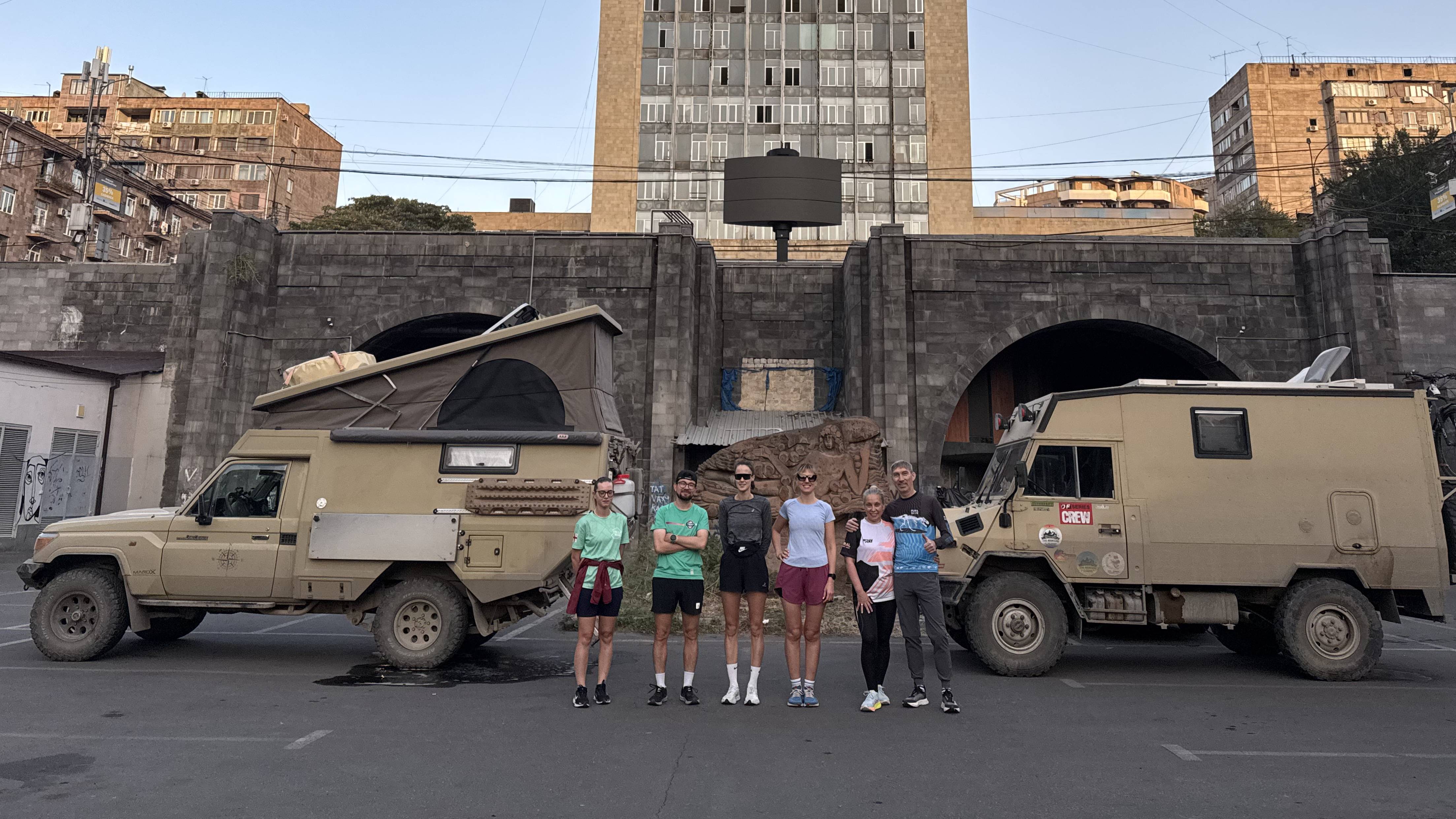 Пёс, "Барбос" и необычный утренний кросс через туннель в Ереване