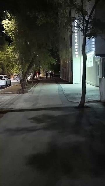 Что происходит в Евпатории вечером. Конец сентября. Часть 4