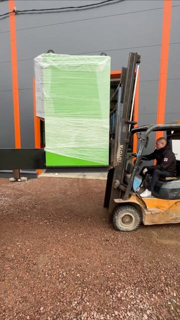 Доставка пеллетного котла Пеллетор 150 кВт. на объект заказчика в СПб