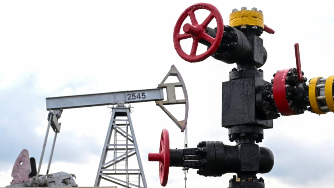 Путин: Россия обеспечивает около 10% мировой добычи нефти