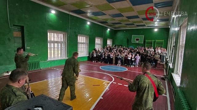 Военный оркестр 6-й бригады управления 3-й общевойсковой армии провел концерт для учащихся Белянской