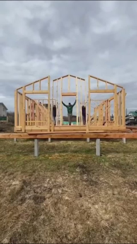 Сборка, поднятие и фиксация стен каркасного дома