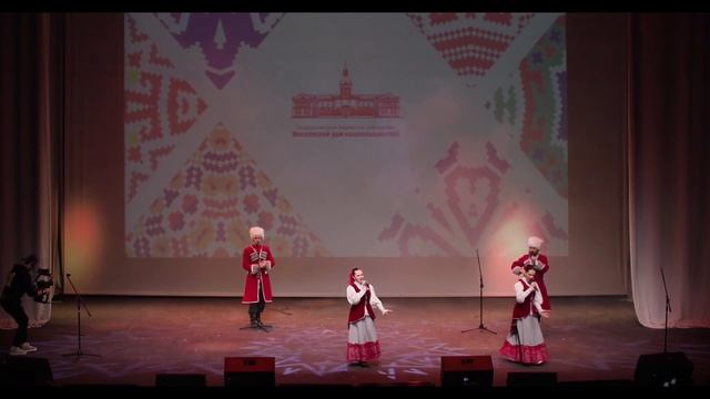 Ансамбль народного танца «Русь Молодая»