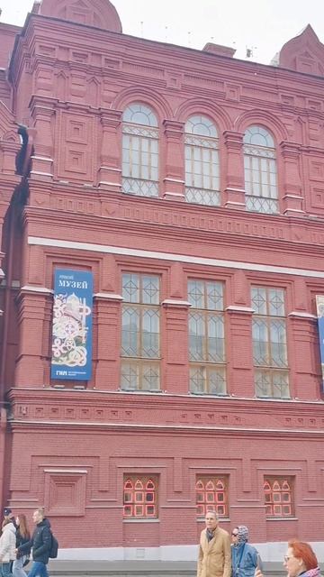 Воскресенские ворота на Красную площадь!)