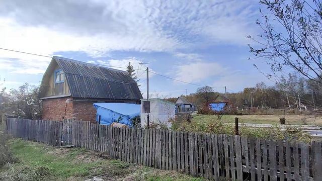 В продаже двухэтажный кирпичный загородный дом