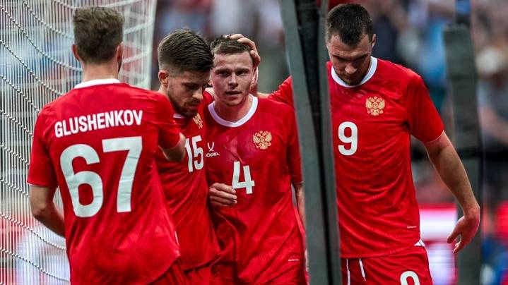 Сборная России впервые с 2016 года вошла в топ-30 рейтинга ФИФА