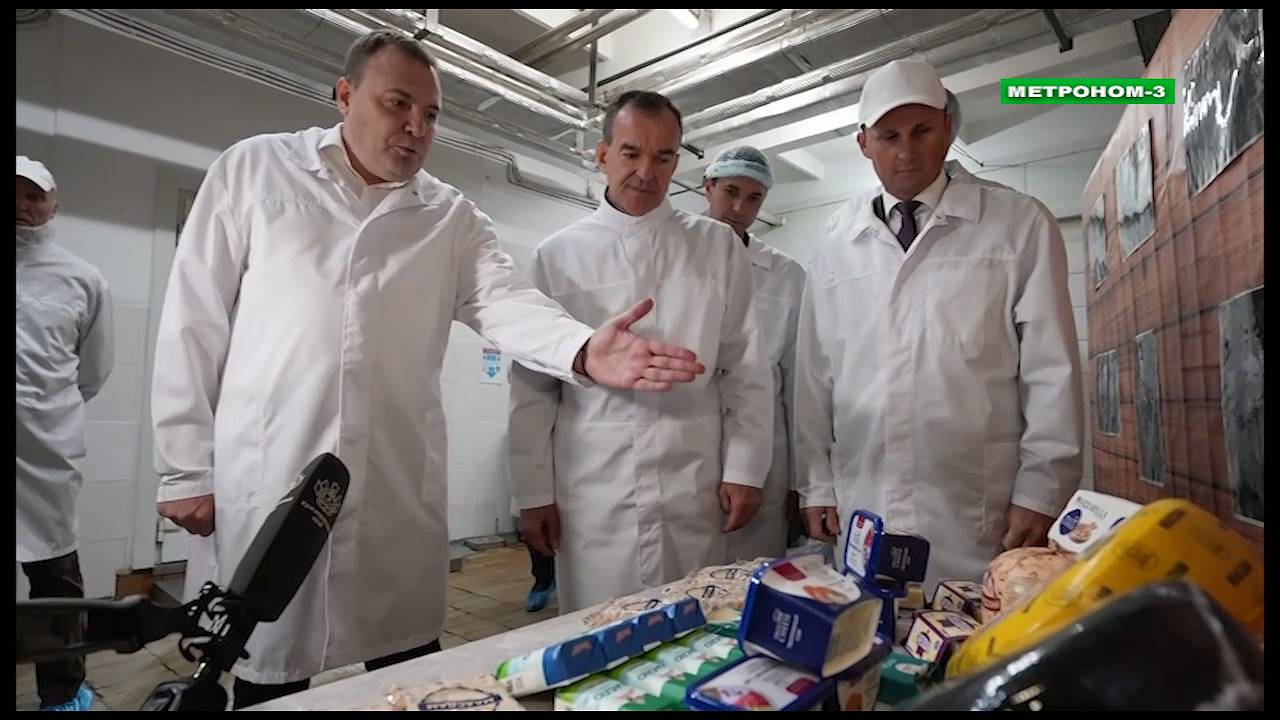 РАБОЧИЙ ДЕНЬ ГУБЕРНАТОР ПРОВЁЛ В СТАРОМИНСКОМ РАЙОНЕ