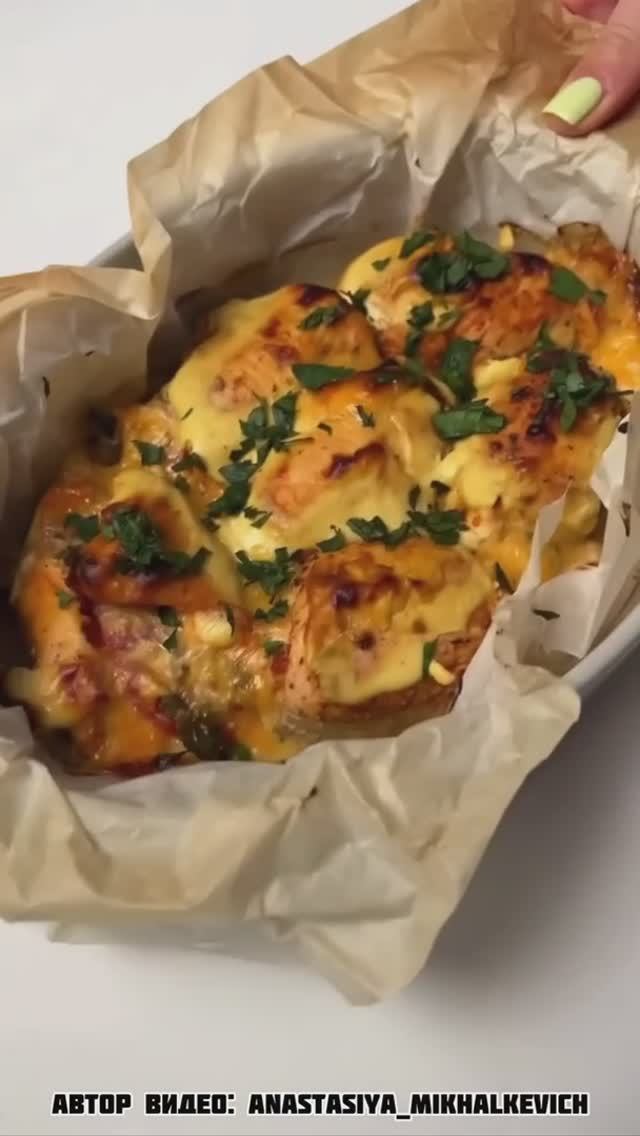 -Нежнейшее мясо с тягучим сыром и сливочно-горчичным соусом🍗