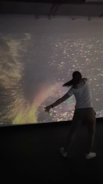 Танец в музее Эксперементаниум