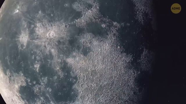 Ученые обнаружили воду по всей поверхности Луны