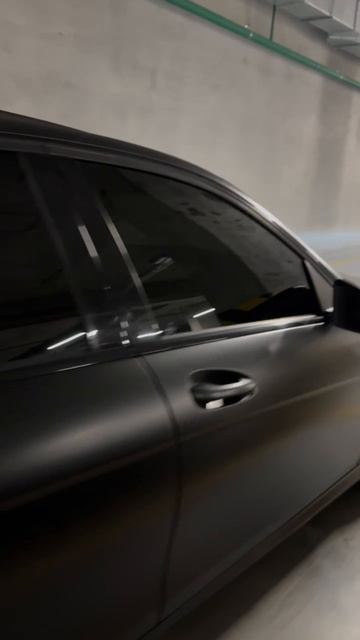 Mercedes в матовой пленке