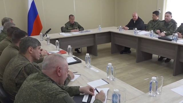 Медведев сообщил, что посетил полигон Капустин Яр, где состоялись испытания перспективных образцов