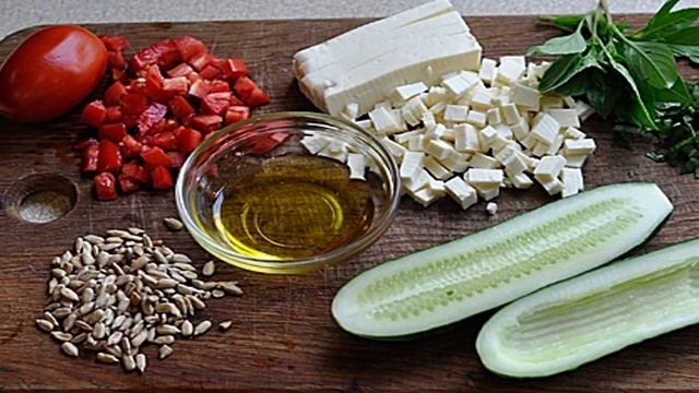 Салат в огурце