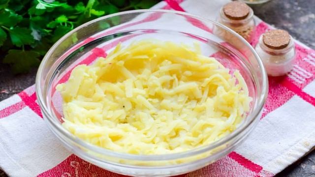 Салат Викинг с курицей и ананасами