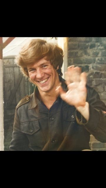 Оживила фотографии родственников, которых уже нет