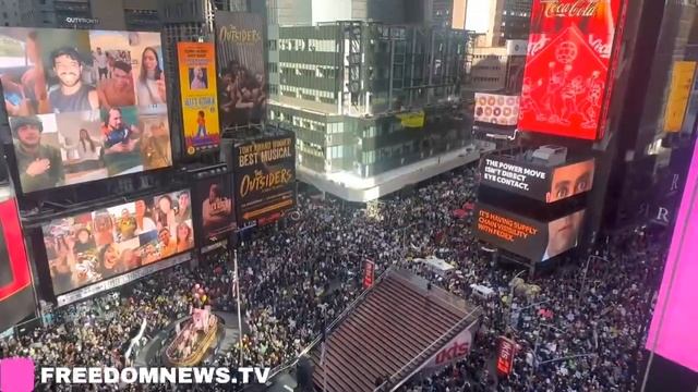 Масштабные протесты в США.В крупных городах США проходят массовые антиправительственные акции. М