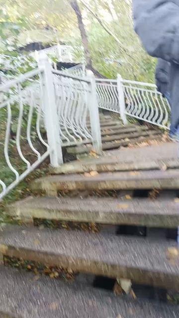 спуск на море