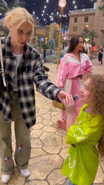 Проиграла мне желание…#shorts