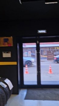 Короба из оргстекла в интерьере помещений