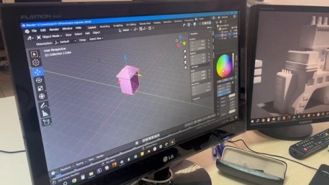 Ребята создали дом из Майнкрафта