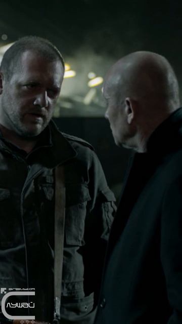 Завод - Работяги по две смены за гроши пашут