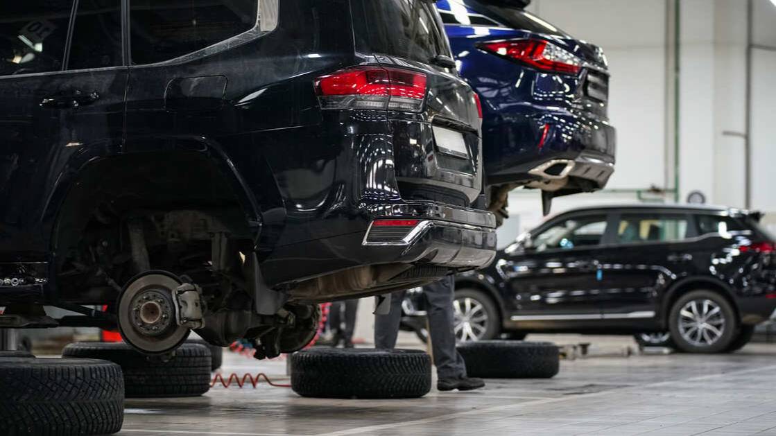 Риск для водителей: чем опасна зимняя резина западных брендов