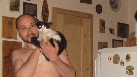 Человек и Кот-два папы-Х-2025