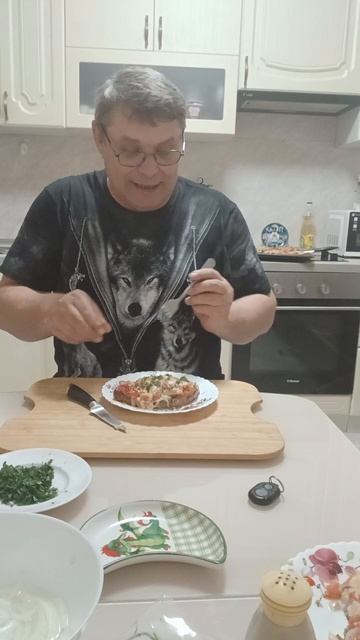 Вкуснейшая свинина в духовке.