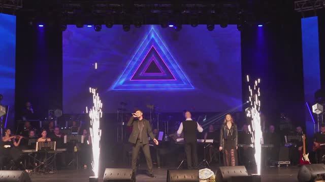 "Где-то за тучами" Илья Селедцов и Алина Горецкая (муз.А.Добронравов; сл.С.Каргашин)