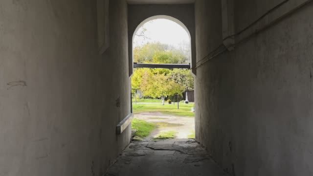 НЕ ЧУДО-СРЕДСТВО. ГУЛЯЕМ В ГОРОДЕ.