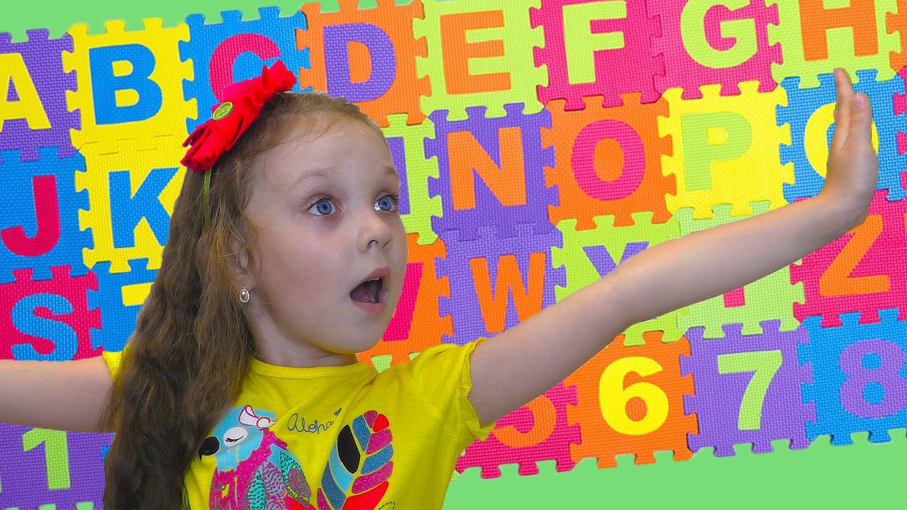 Лиза и ее забавная история с алфавитом / Изучаем буквы / Песенка АВС  / Видео для детей