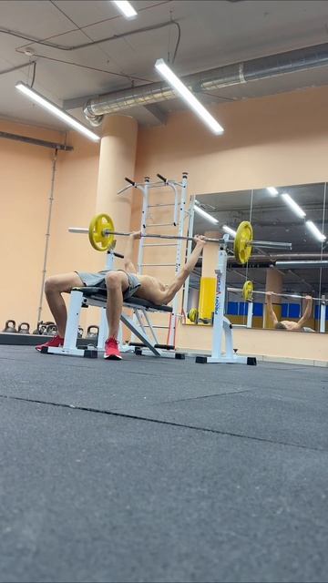 Принимаю участие в челлендже от @aerofit_professional и @dmitryyashankin 💪🏽

🏆64 повторения за 5 мин