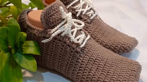 Следки - кеды крючком . Подробный мк .