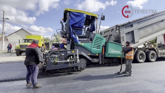 В Луганске продолжается ремонт внутриквартальных дорог