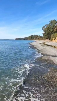 Абхазия, пляж села Кындыг сегодня (22 октября, ОСЕНЬ-2025)