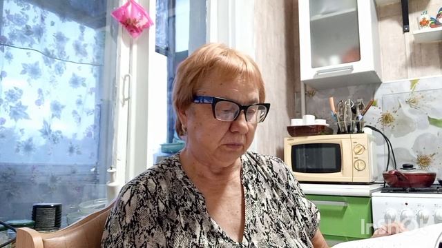 Меню на день с замерами сахара и подсчетом углеводов.