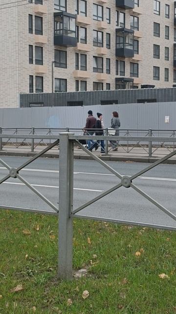 Когда поехал в школу на машине, но мама не дала денег на бензин