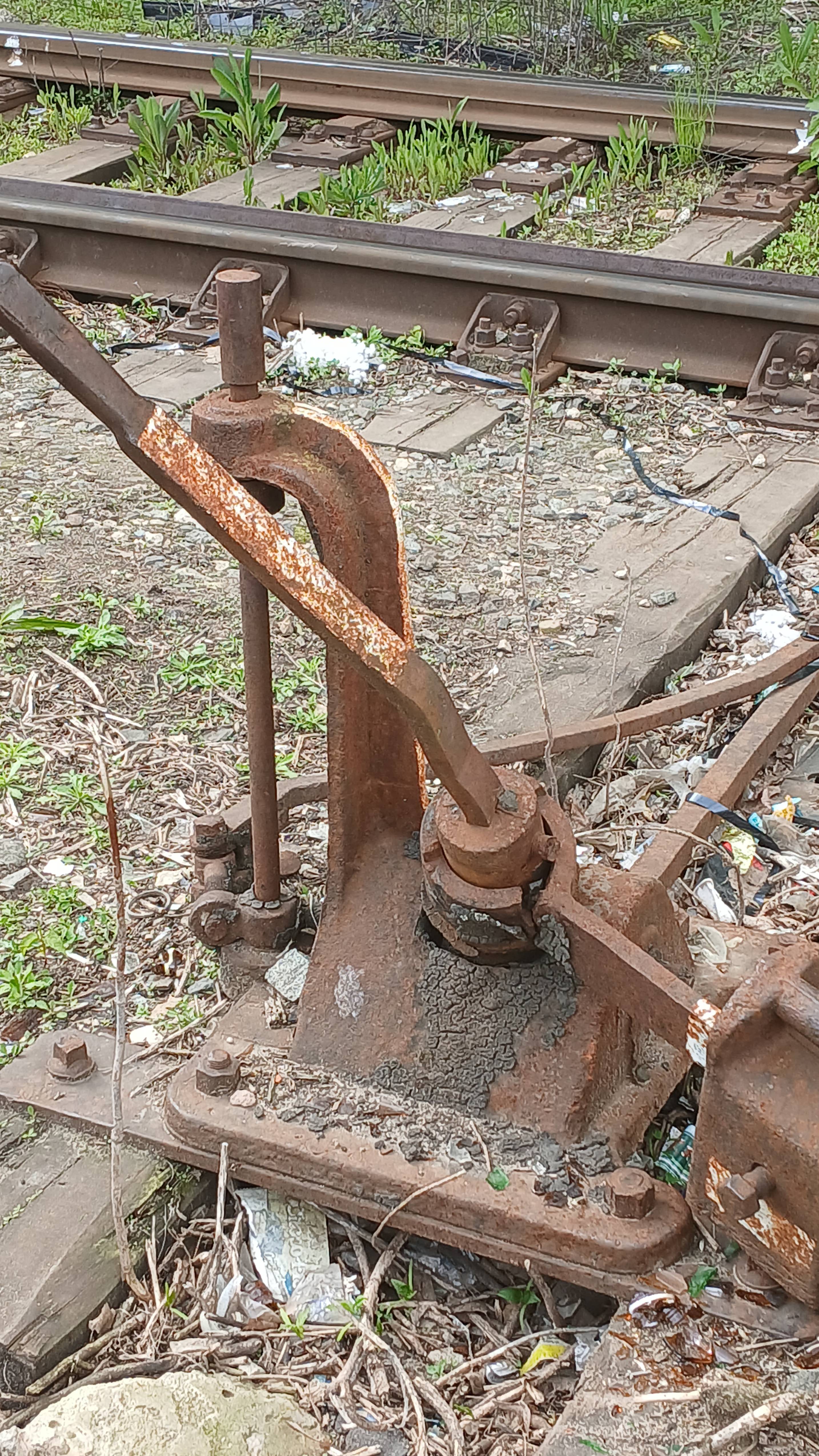 ЗАБРОШЕННАЯ Ж/Д СТРЕЛКА