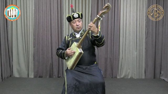 Үжелээн бис дөртелээн бис – исп. Е.В. Сарыглар. Медиатека МФТ, МАХ.